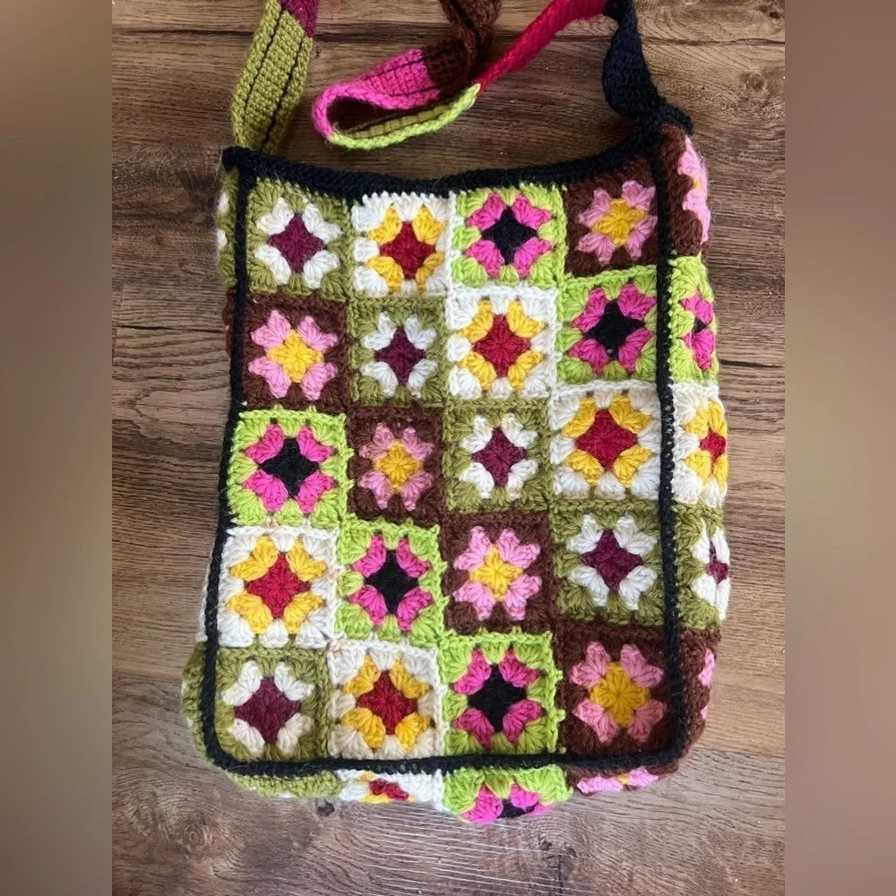 N/A crochet ladies